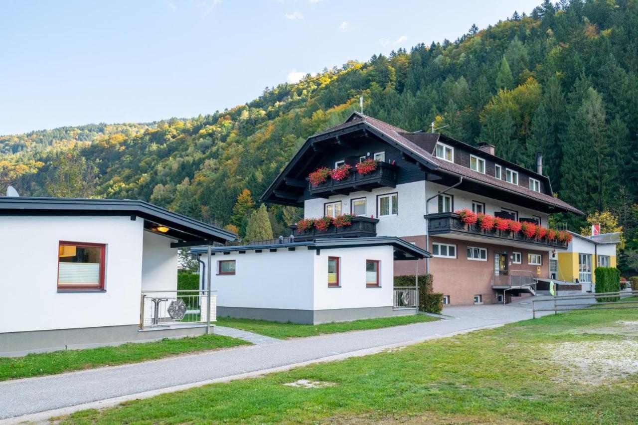 Camping Chalets Brunner Am See Vila Döbriach Exterior foto